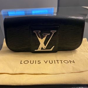 💯AUTHENTIC VINTAGE LV CLUTCH🖤